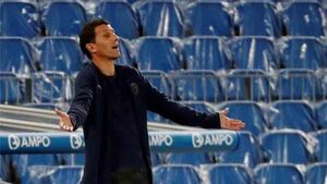 Gracia decide continuar al frente de los banquillos en Mestalla Gracia decide continuar al frente de los banquillos en Mestalla