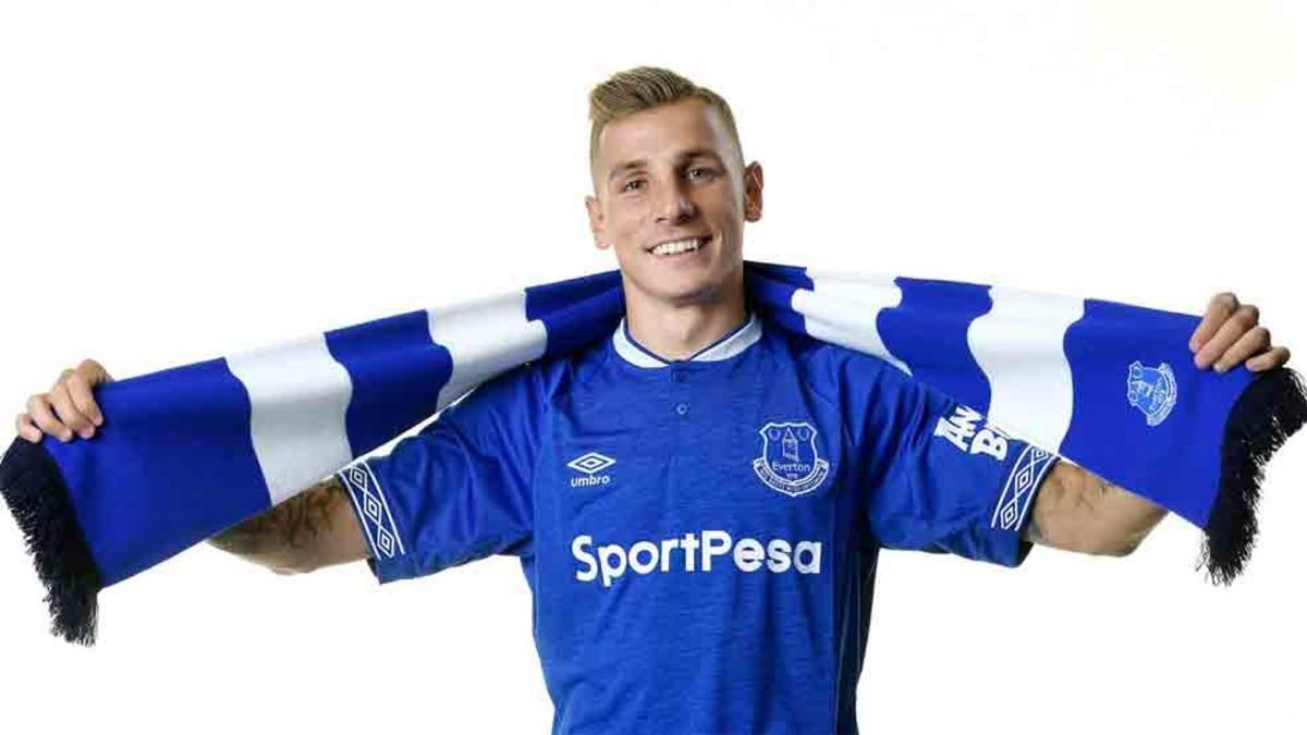 Lucas Digne ya es jugador del Everton
