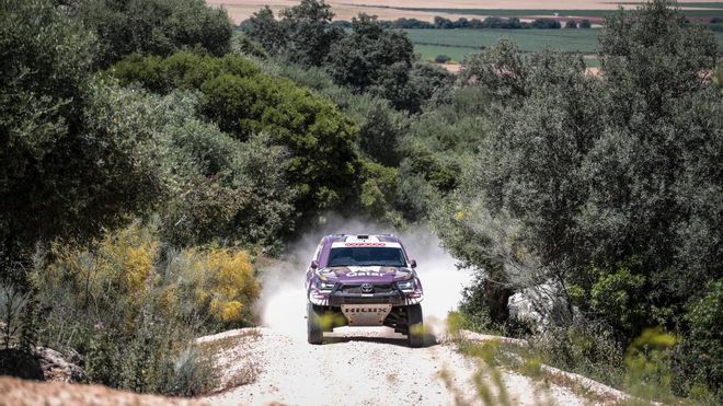 El catarí Nasser Al-Attiyah durante la prólogo El catarí Nasser Al-Attiyah durante la prólogo
