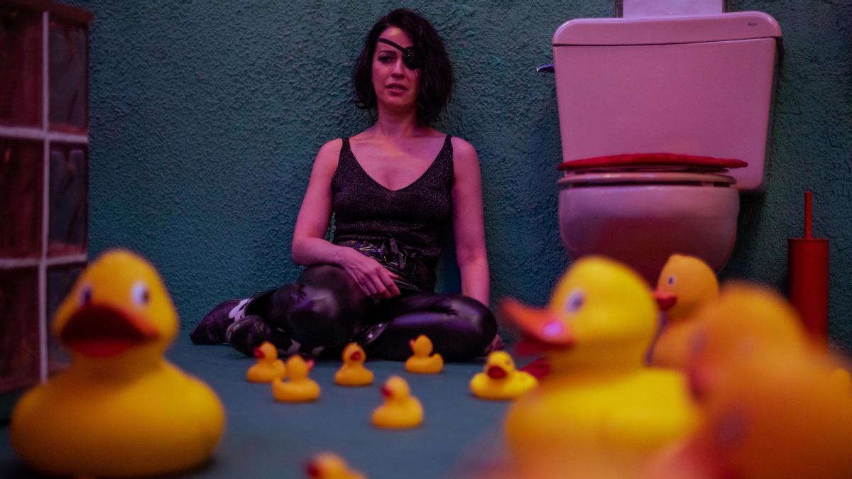Verónica Sánchez, en Sky Rojo,de Netflix. Verónica Sánchez, en Sky Rojo,de Netflix.