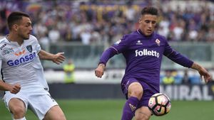 Cristian Tello es un fijo en el carril derecho de la Fiorentina Cristian Tello es un fijo en el carril derecho de la Fiorentina