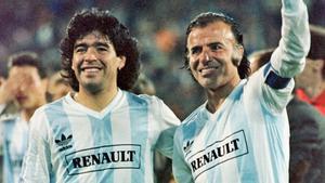 Carlos Menem, presidente de Argentina (1989-1999), pudo jugar con Maradona
