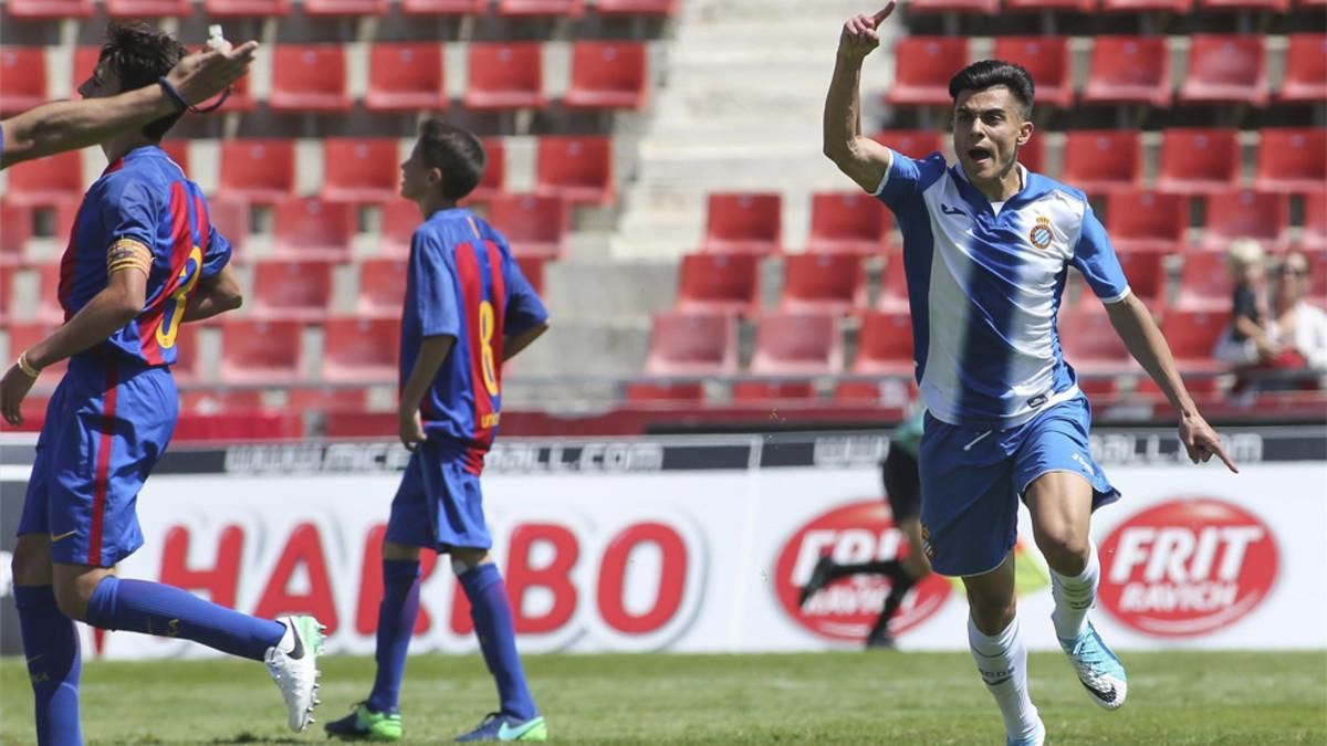 Arnau Puigmal celebra su gol en la final del MIC ante el Barça Arnau Puigmal celebra su gol en la final del MIC ante el Barça