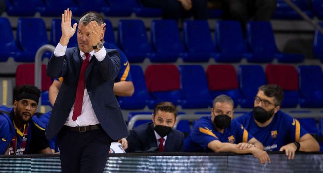 Saras Jasikevicius agradeció el apoyo del público, por primera vez en el Palau esta temporada Saras Jasikevicius agradeció el apoyo del público, por primera vez en el Palau esta temporada