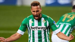 Canales celebra un gol en una imagen de archivo. Canales celebra un gol en una imagen de archivo.