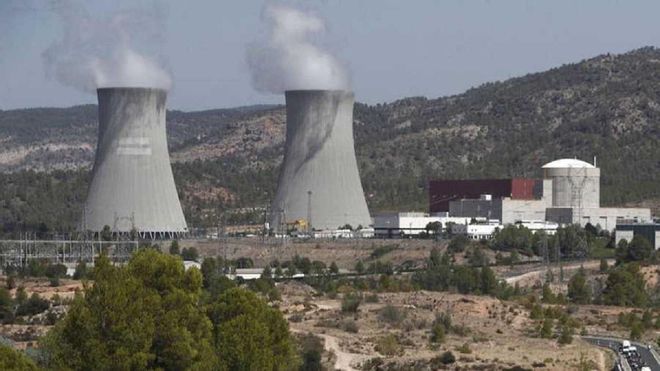 Las eléctricas amenazan a España con parar las centrales nucleares Las eléctricas amenazan a España con parar las centrales nucleares