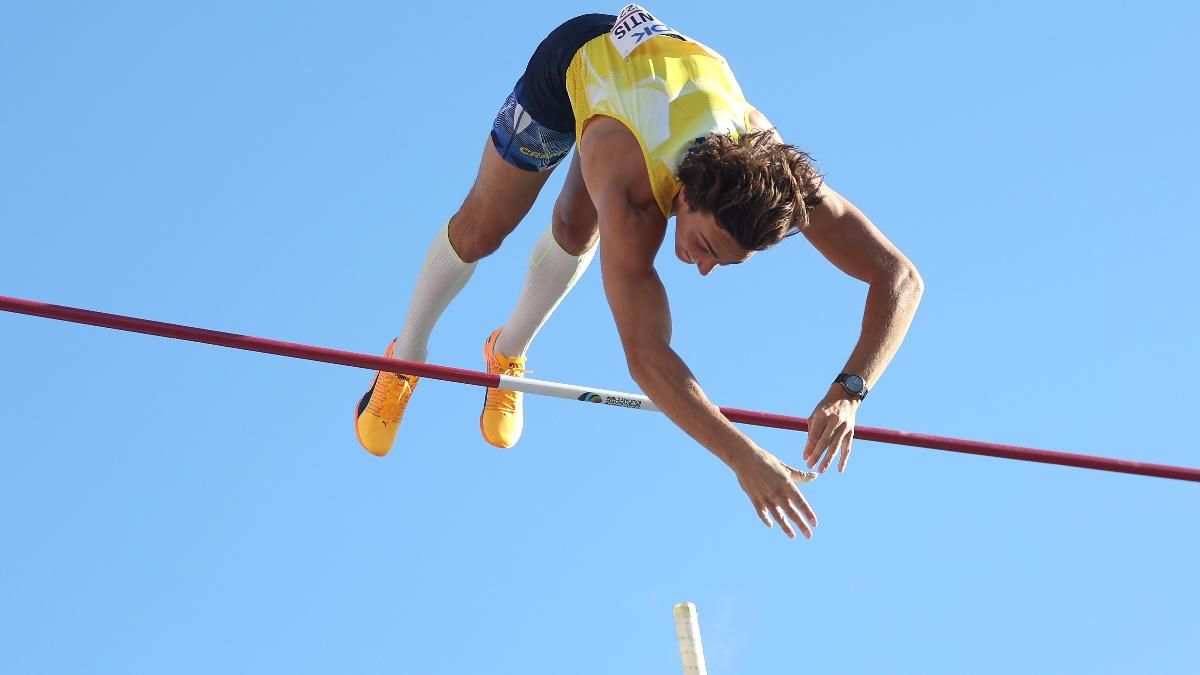 Duplantis eclipsó a todas las estrellas con otro récord mundial (6,21) Duplantis eclipsó a todas las estrellas con otro récord mundial (6,21)
