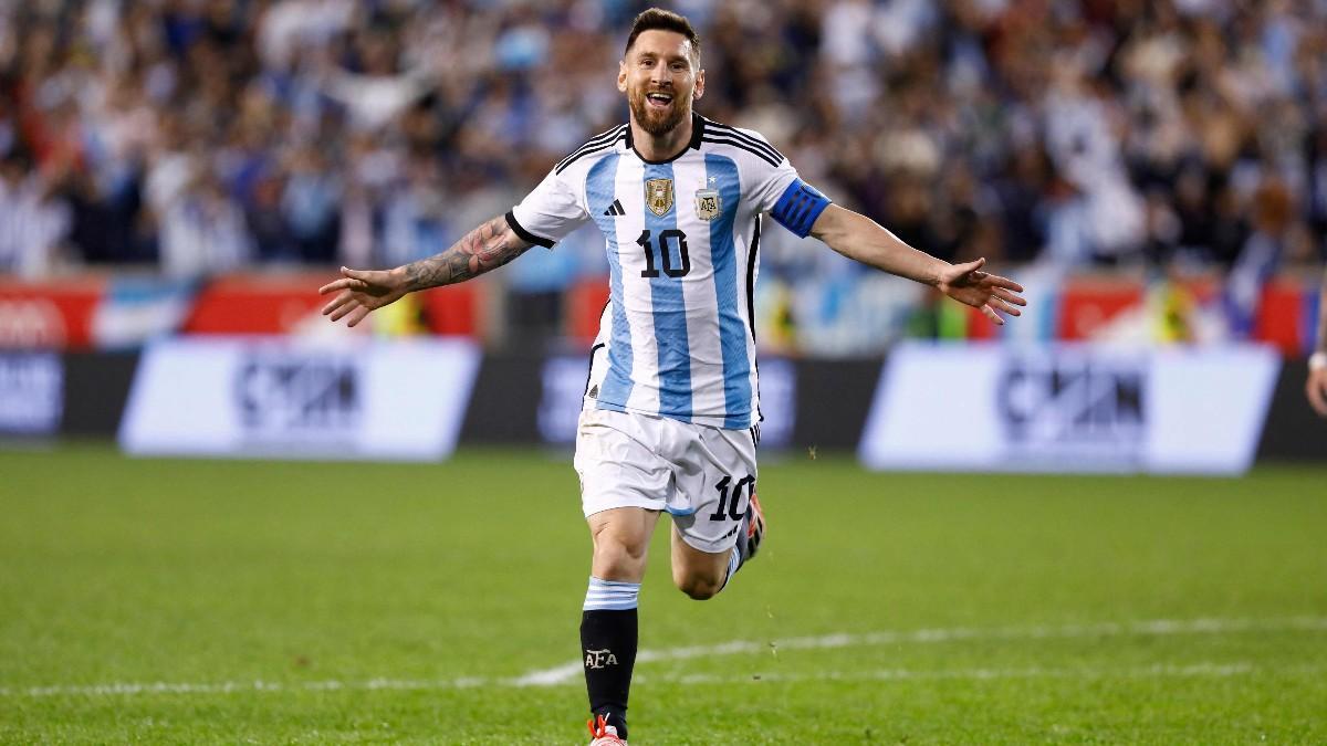 Lionel Messi |  Messi pode com Cristiano