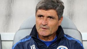 Juande Ramos puede relevar a Mourinho en el Chelsea Juande Ramos puede relevar a Mourinho en el Chelsea