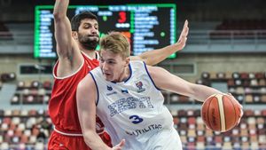 Estonia y Macedonia se jugaron el pase Estonia y Macedonia se jugaron el pase