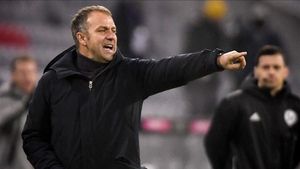 Flick dirigiendo al Bayern de Múnich Flick dirigiendo al Bayern de Múnich