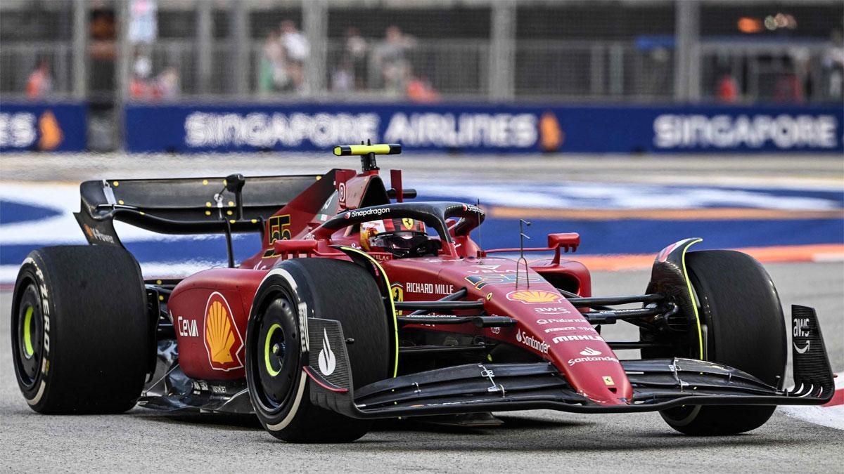 Carlos Sainz, durante los segundos ensayos libres del GP de Singapur