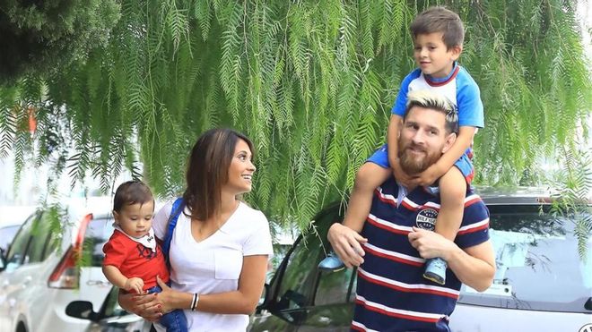 Leo Messi y su familian viven en Castelldefels Leo Messi y su familian viven en Castelldefels