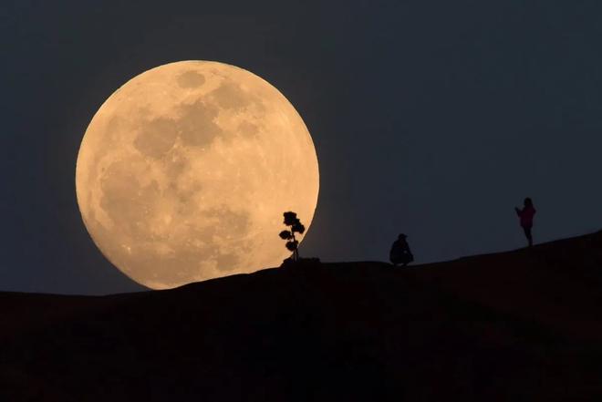 Así será la ‘Superluna del Ciervo’, la luna llena más grande de 2022