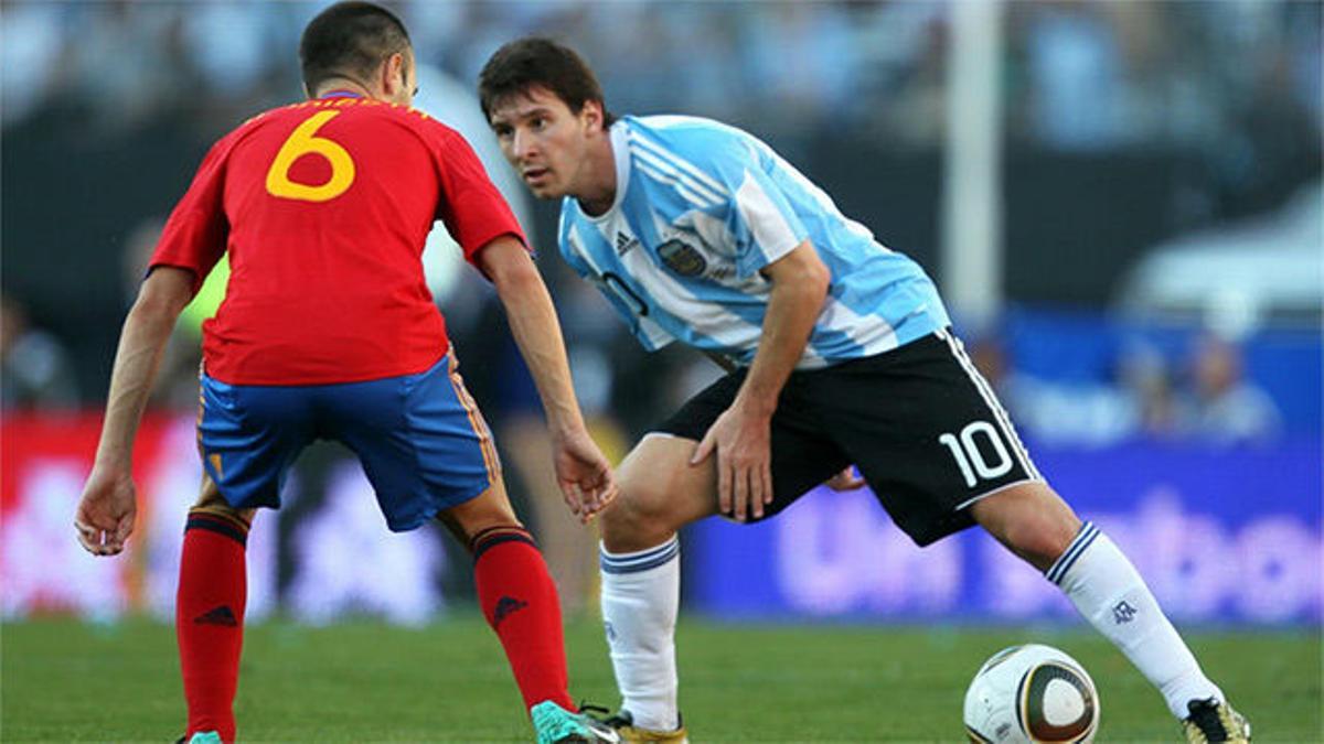 Argentina goleó a España en el último amistoso entre ambas selecciones (4-1)