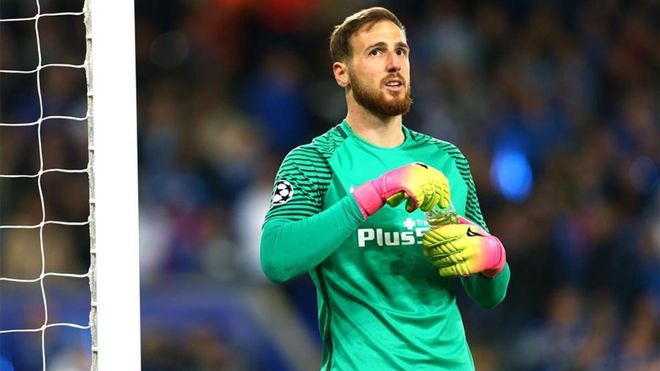 Oblak sigue siendo uno de los objetivos del PSG Oblak sigue siendo uno de los objetivos del PSG
