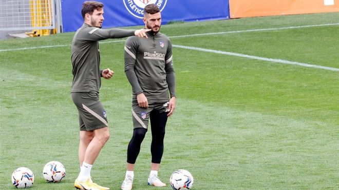 Sául y Koke, durante un entrenamiento Sául y Koke, durante un entrenamiento