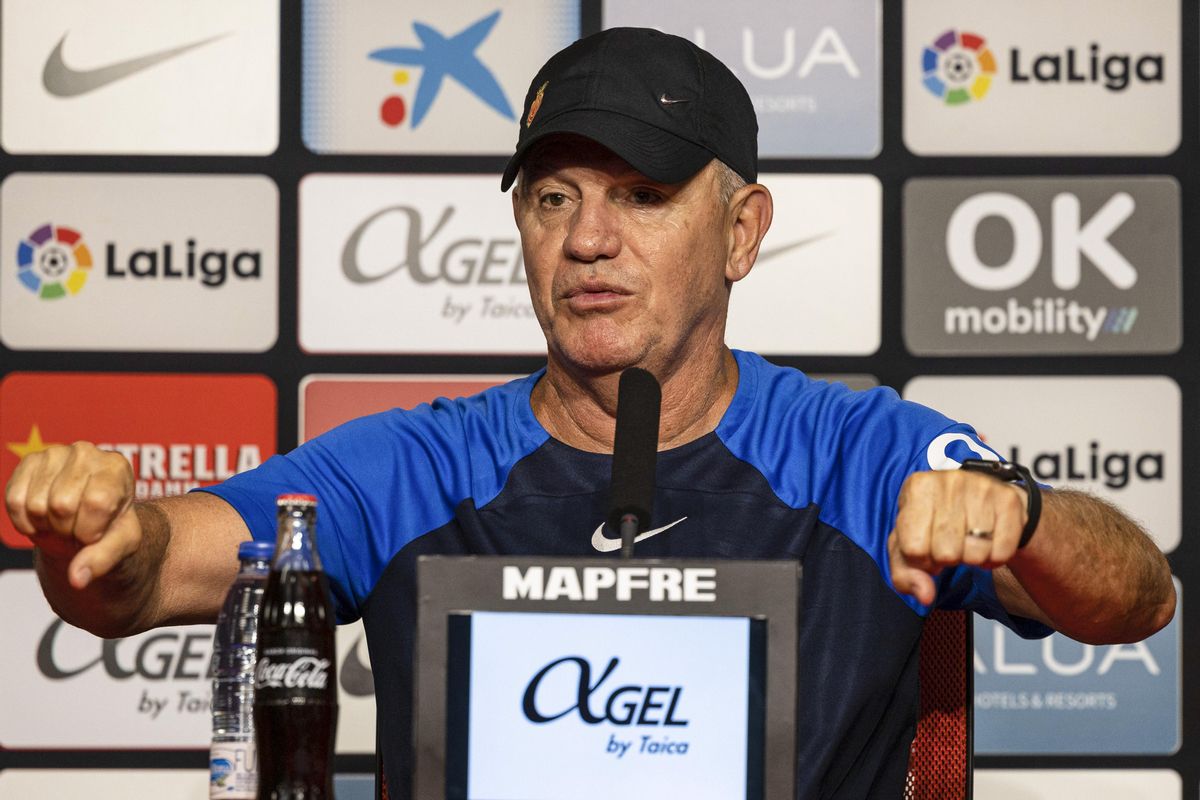 Rueda de prensa de Javier Aguirre Rueda de prensa de Javier Aguirre