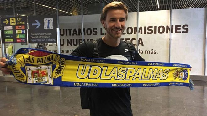 Samper, a su llegada al aeropuerto de Las Palmas Samper, a su llegada al aeropuerto de Las Palmas