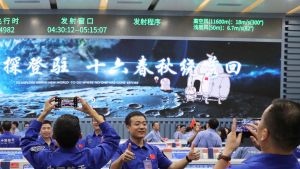 La agencia espacial china disfruta de su éxito al aterrizar en la Luna La agencia espacial china disfruta de su éxito al aterrizar en la Luna