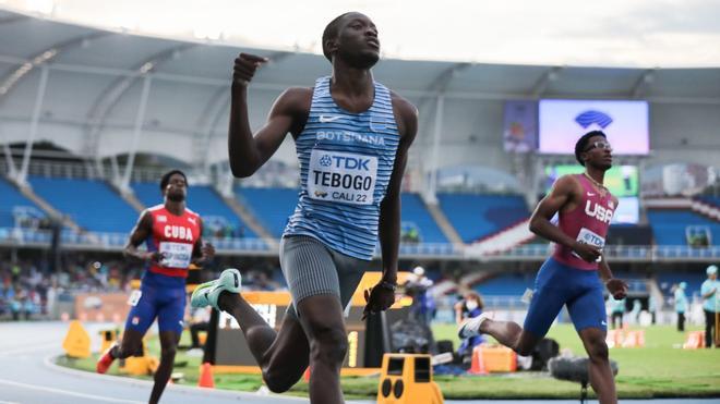 Letsile Tebogo, el joven heredero de Usain Bolt, vuela en Colombia