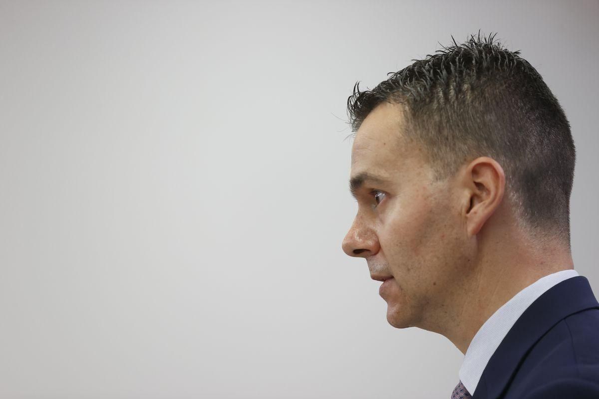 El portavoz del PSOE, Héctor Gómez, este martes en una rueda de prensa en el Congreso. El portavoz del PSOE, Héctor Gómez, este martes en una rueda de prensa en el Congreso.