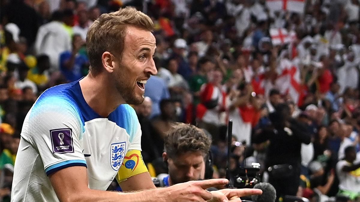 Kane celebra su estreno goleador en Qatar en partido de octavos contra Senegal Kane celebra su estreno goleador en Qatar en partido de octavos contra Senegal