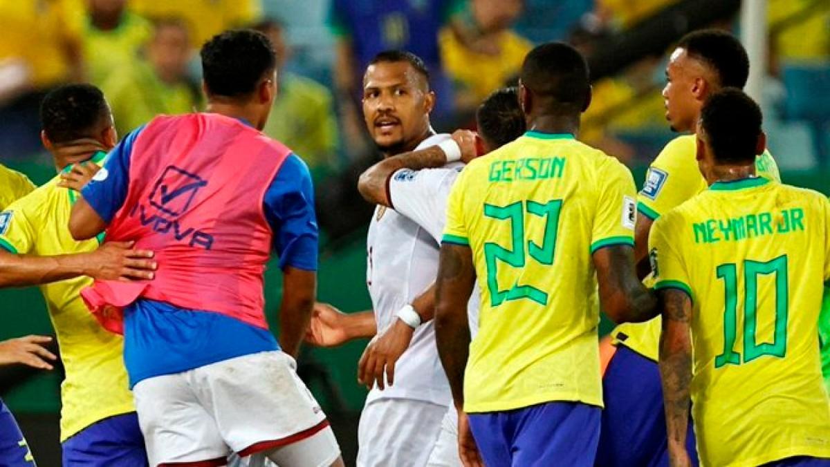 Los hinchas de Brasil la toman con Neymar tras el empate