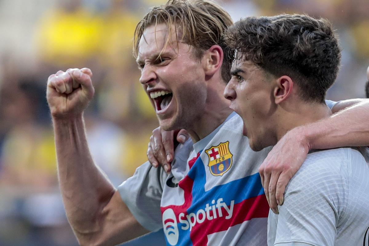 Xavi chooses Frenkie de Jong as Busquets's replacement