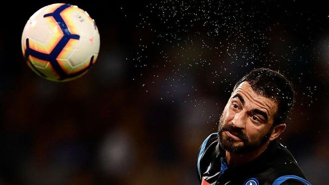 Albiol cambia Nápoles por Villarreal Albiol cambia Nápoles por Villarreal