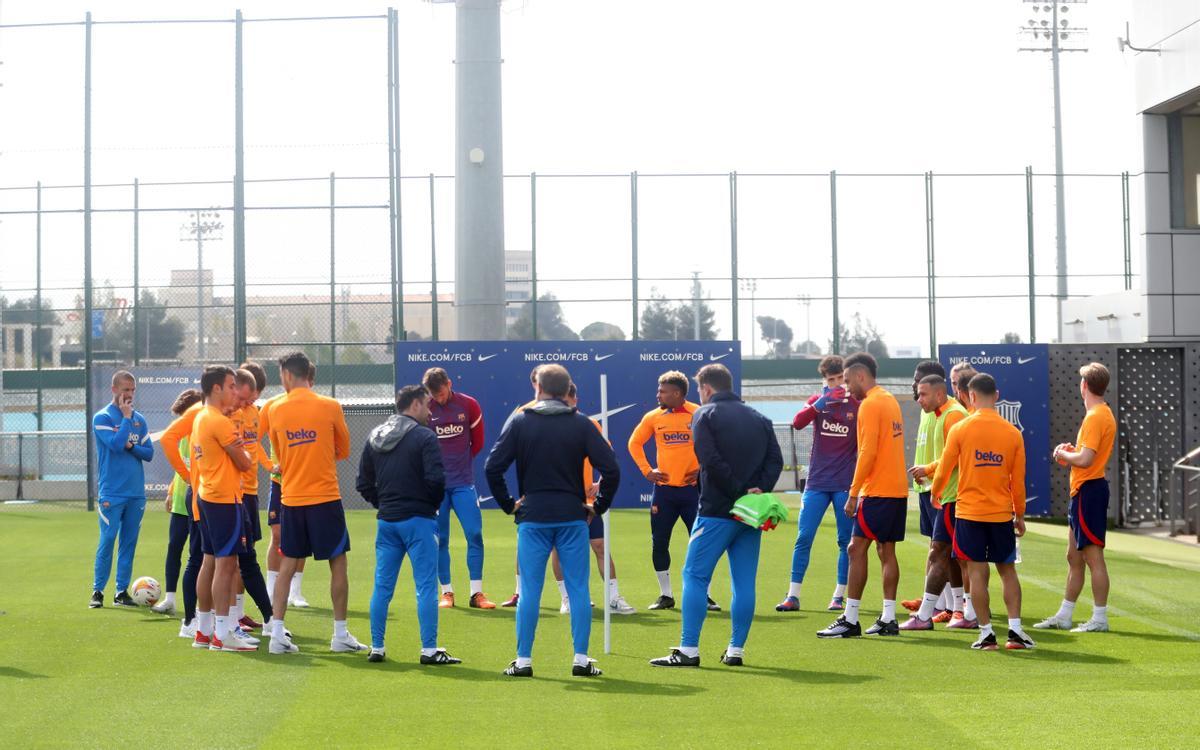 Regreso amargo del Barça a los entrenamientos con la novedad de Umtiti
