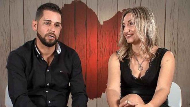 La cita más surrealista de First Dates: soy la MILF de Valencia y quiero un buen empotrador La cita más surrealista de First Dates: soy la MILF de Valencia y quiero un buen empotrador