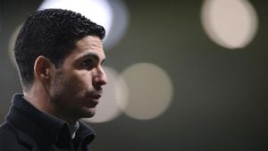 Arteta durante un juego con el Arsenal Arteta durante un juego con el Arsenal