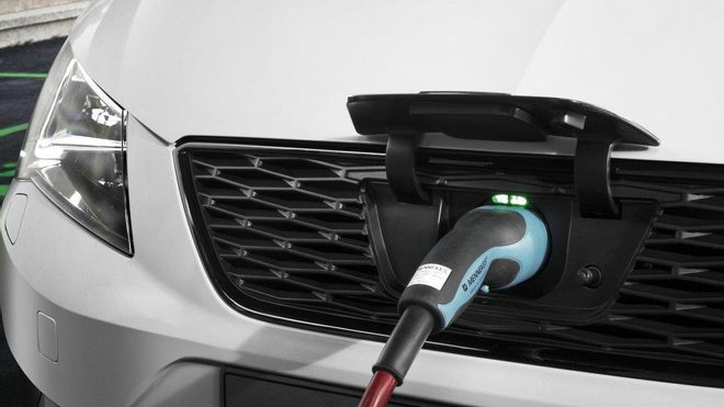 Las ventas de eléctricos crecen en todo el mundo. Las ventas de eléctricos crecen en todo el mundo.