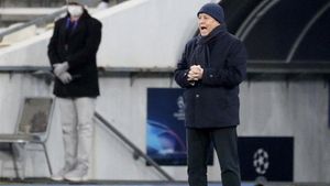 Mircea Lucescu, entrenador del Dinamo de Kiev Mircea Lucescu, entrenador del Dinamo de Kiev