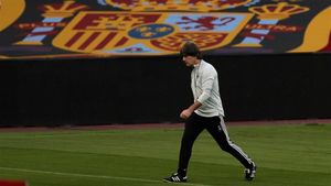 Joachim Löw, sobre el césped de La Cartuja Joachim Löw, sobre el césped de La Cartuja