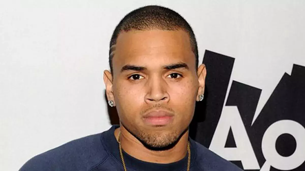 Chris Brown acusado por supuestamente de drogar y violar a una mujer en una fiesta