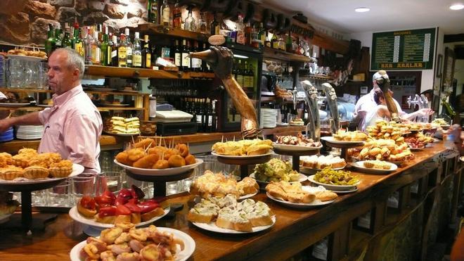 ¿Cuáles son los mejores bares de tapas de Barcelona?