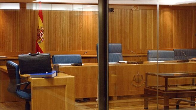 Condenada una mujer por intentar asesinar a su hija por tener sexo con su pareja Condenada una mujer por intentar asesinar a su hija por tener sexo con su pareja