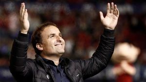 Jagoba Arrasate es todo un ídolo en Pamplona Jagoba Arrasate es todo un ídolo en Pamplona