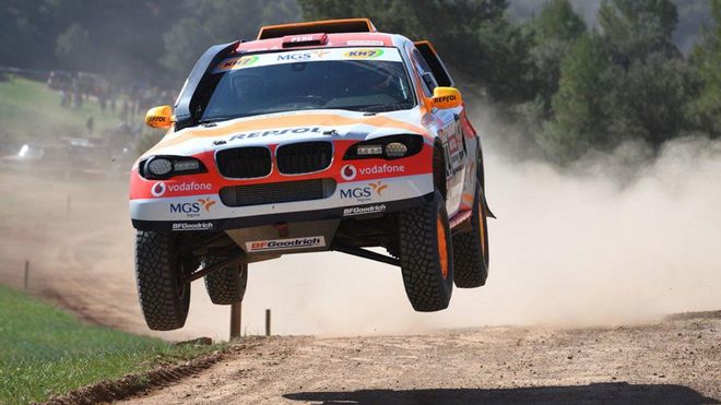Un co-drive en un vehículo del Dakar Un co-drive en un vehículo del Dakar