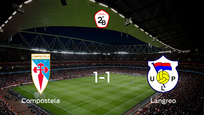El Compostela y el Langreo empatan a uno en el Estadio Municipal Vero Boquete de San Lázaro El Compostela y el Langreo empatan a uno en el Estadio Municipal Vero Boquete de San Lázaro