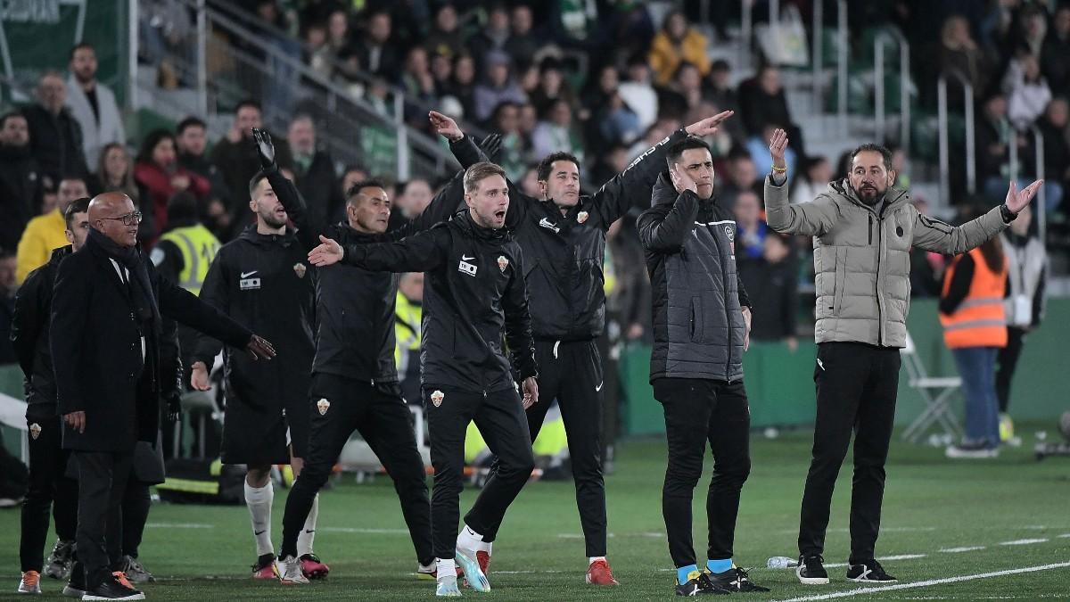 LaLiga |  «No va a salir, hijos de p***» los graves insultos que reflejan el acta del Elche