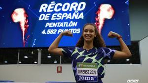 María Vicente destrozó su récord nacional de pentatlón