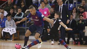 Ferrao trata de burlar la oposición de Maxi Rescia Ferrao trata de burlar la oposición de Maxi Rescia