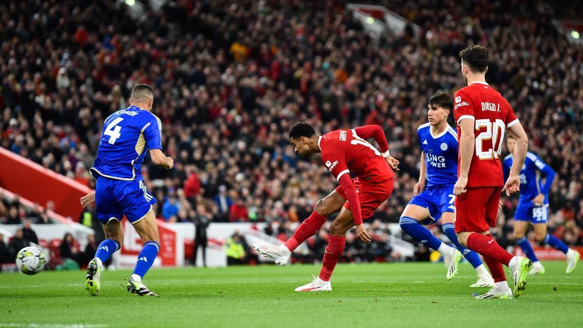 Resumen y goles del Leicester-Liverpool (3-1) partido de dieciseisavos.