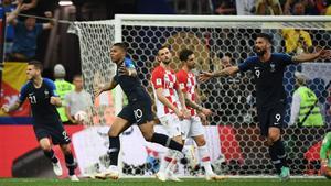 Mbappé, celebrando el último gol francés en la final de Moscú