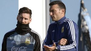 Leo Messi y Lionel Scaloni durante un entrenamiento de la selección de Argentina Leo Messi y Lionel Scaloni durante un entrenamiento de la selección de Argentina