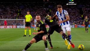 Real Sociedad - Real Madrid | El posible penalti de Militao a Oyarzabal Real Sociedad - Real Madrid | El posible penalti de Militao a Oyarzabal