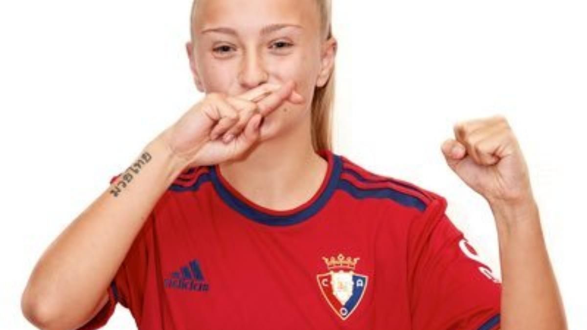 Karolina Sarasua, jugadora del Fundación Osasuna B Karolina Sarasua, jugadora del Fundación Osasuna B